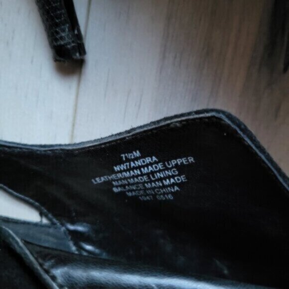 NINE WEST Black Leather Ankle Bootie Heels Sz 7.5 - Picture 10 of 10